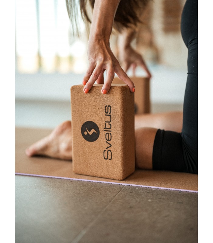 Mattone yoga in sughero